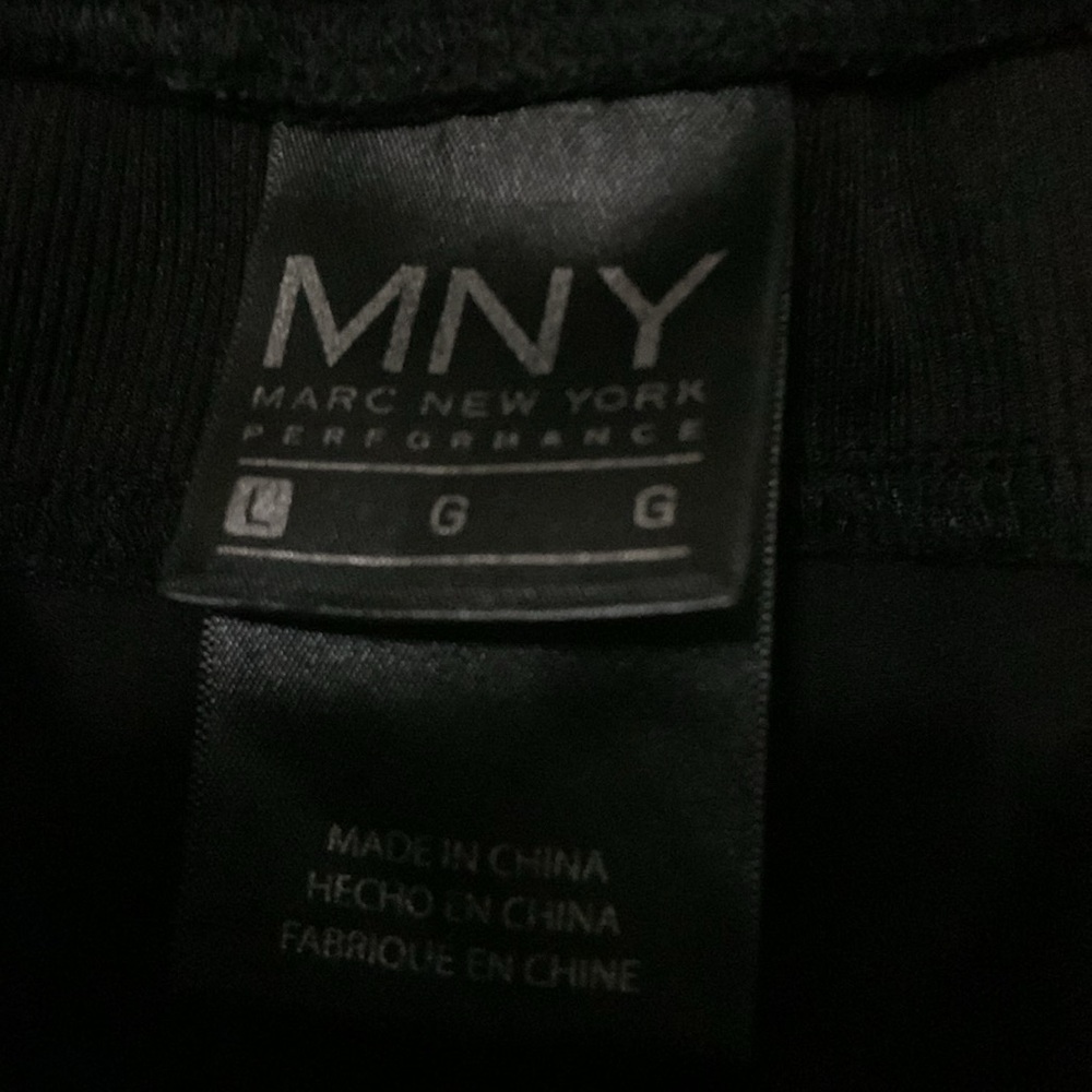 Mny Performance L - image 2